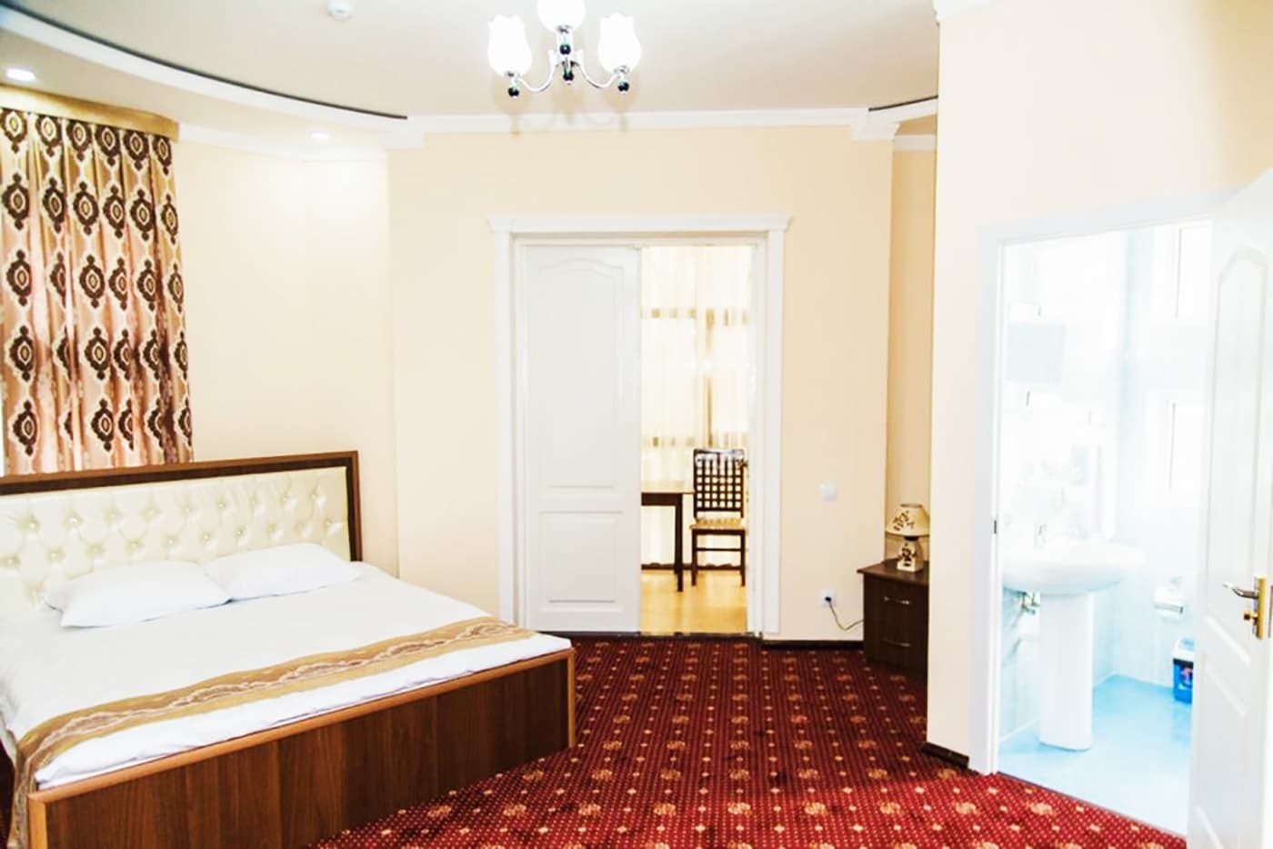 Art Hotel 7