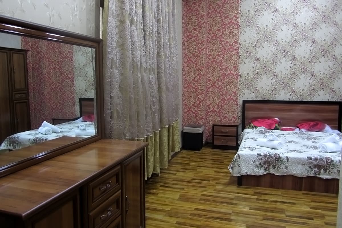 Hostel House_sub