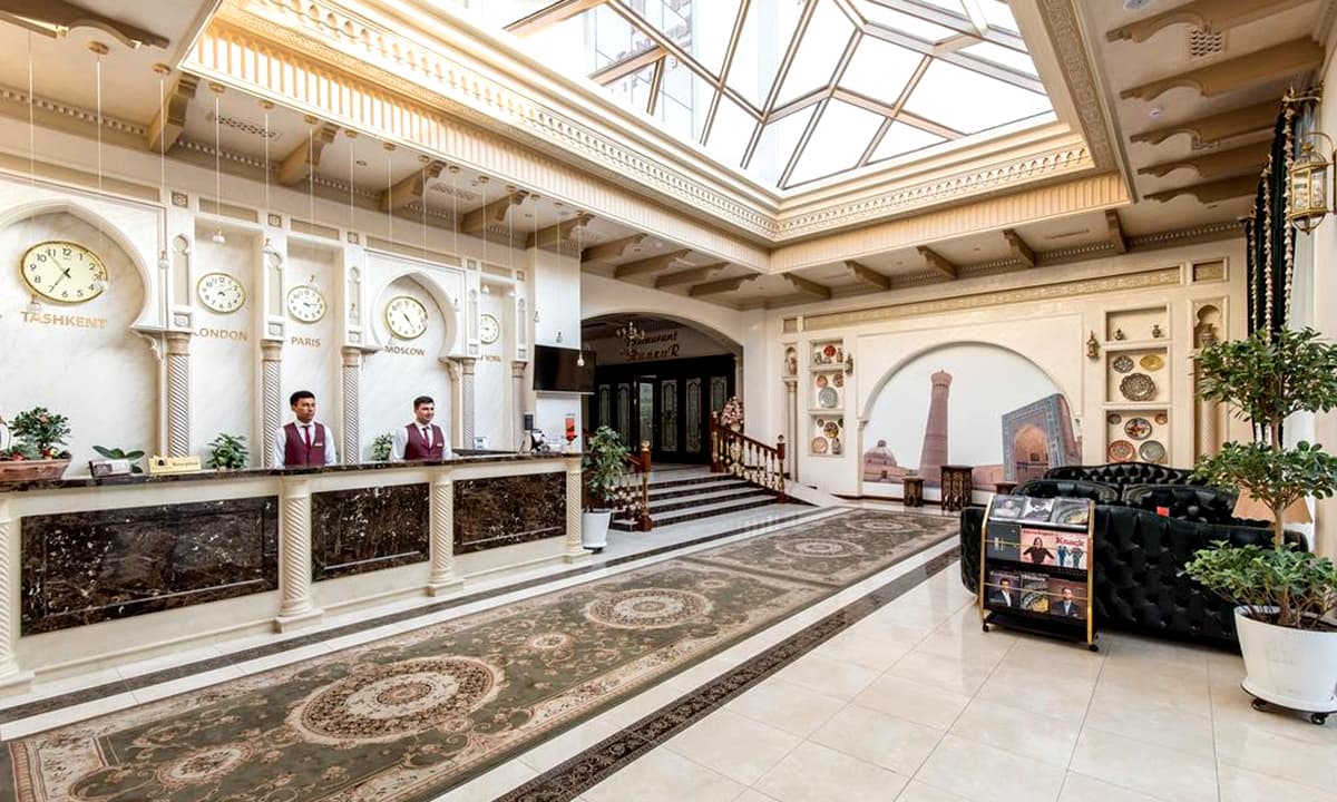 The Royal Mezbon Hotel & Spa 7
