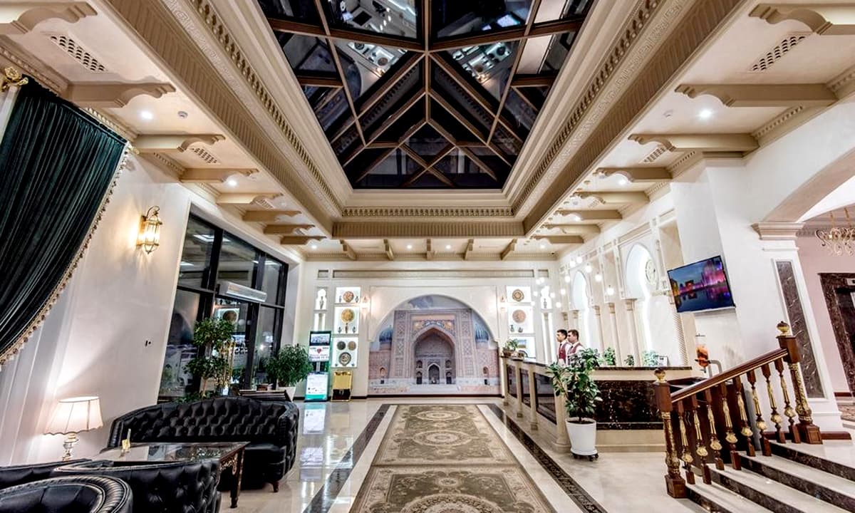 The Royal Mezbon Hotel & Spa 8