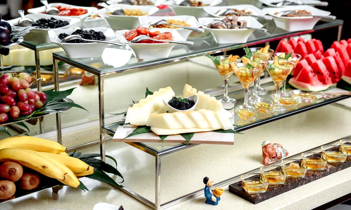 The Royal Mezbon Hotel & Spa 16