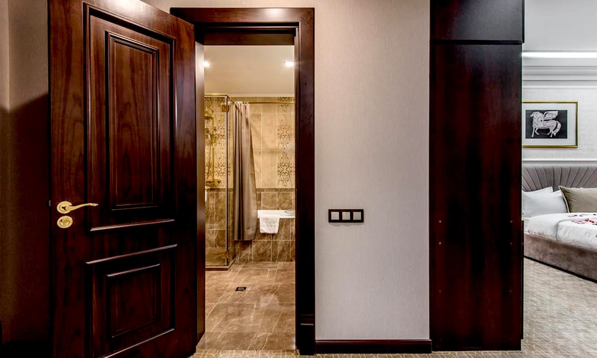 The Royal Mezbon Hotel & Spa 22