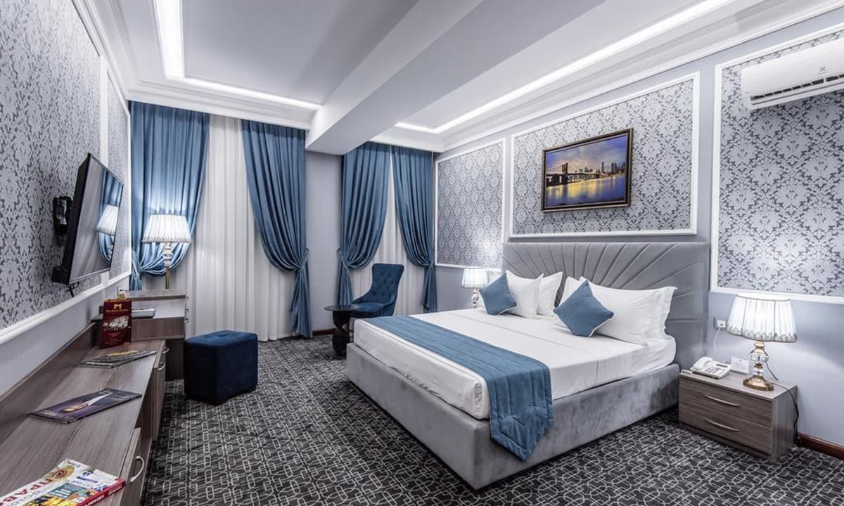 The Royal Mezbon Hotel & Spa 37