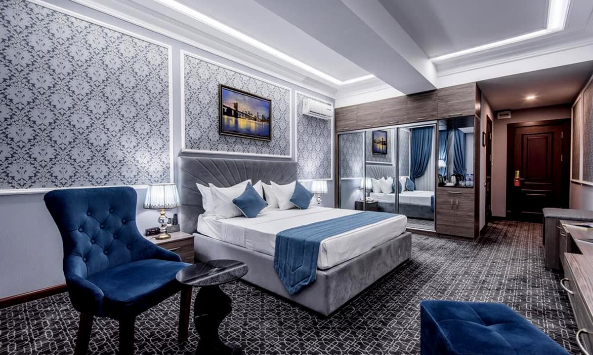 The Royal Mezbon Hotel & Spa 40