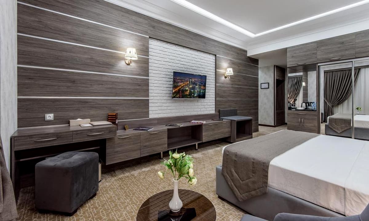 The Royal Mezbon Hotel & Spa 44